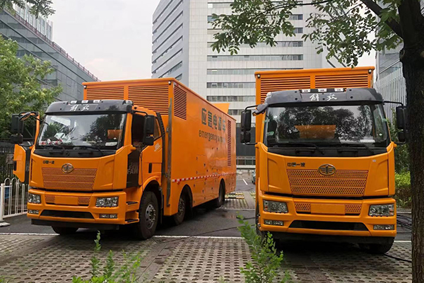 客户为上，以人为本